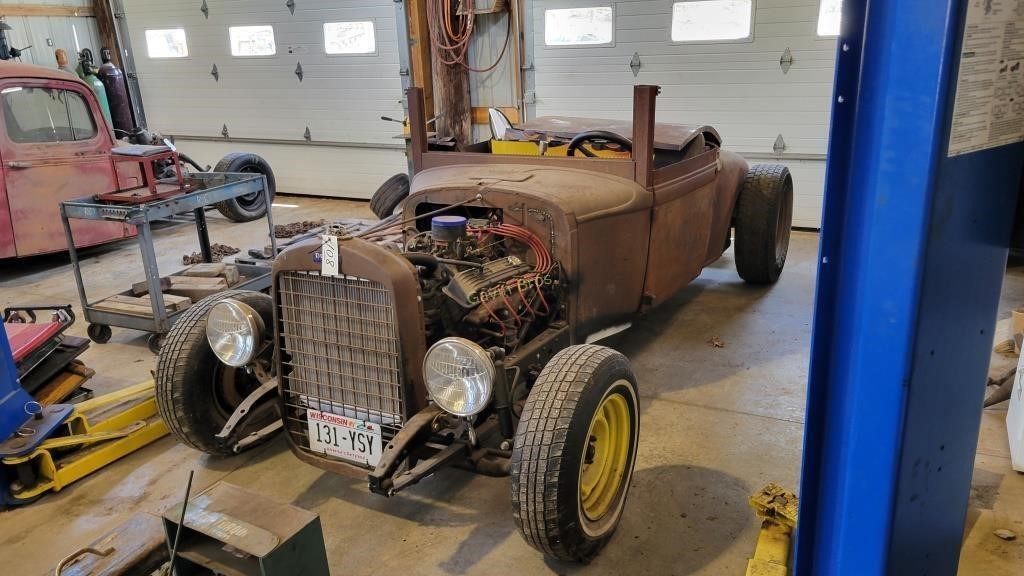 1928 Chrysler Coupe- Rat Rod