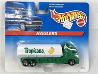 BIG Hot Wheels Truck Haulers - Tropicana