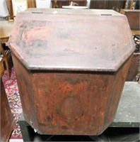 Primitive wooden lift top grain bin in paint