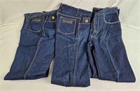 3 Pairs Of Womens Jeans, Brittania, Etc