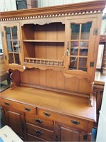 Nice maple Young Republic hutch, 2 pieces