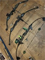 3 vintage bows