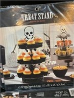 Halloween Cake stand