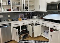 Kitchen in a Lot