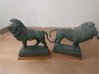 ART INSTITUTE CHICAGO BOOK ENDS LIONS