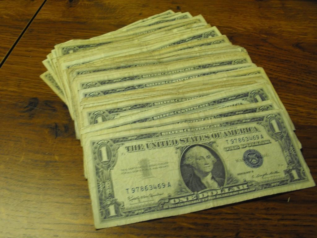 100 Silver Certificates - Circulated