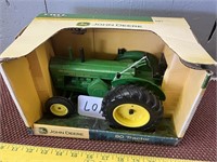 JD 80 Tractor