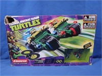 NIB 2013 TMNT Carrera Racing System