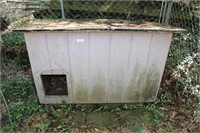 Dog House - 38 x 60 x 32