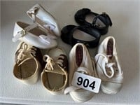 4 Pr Baby Shoes, Size 1 U248