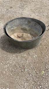 (2) Metal Tub