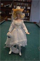 Country Girl Wedding Musical Doll