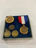 world war II service medallions