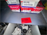 30 Kia motors, fuel filters, incl 0K03X2049A