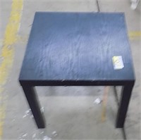 SMALL WOOD  OCCASIONAL TABLE