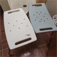 2 Shower Seats