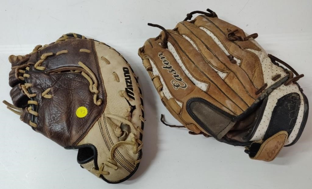 2 Baseball Gloves incl Easton & First Base