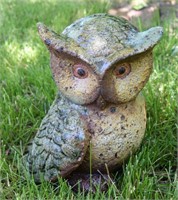 Concrete Painted Owl Lawn & Garden Figure 9t