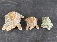 Wade Whimsy Porcelain Turtles - Note
