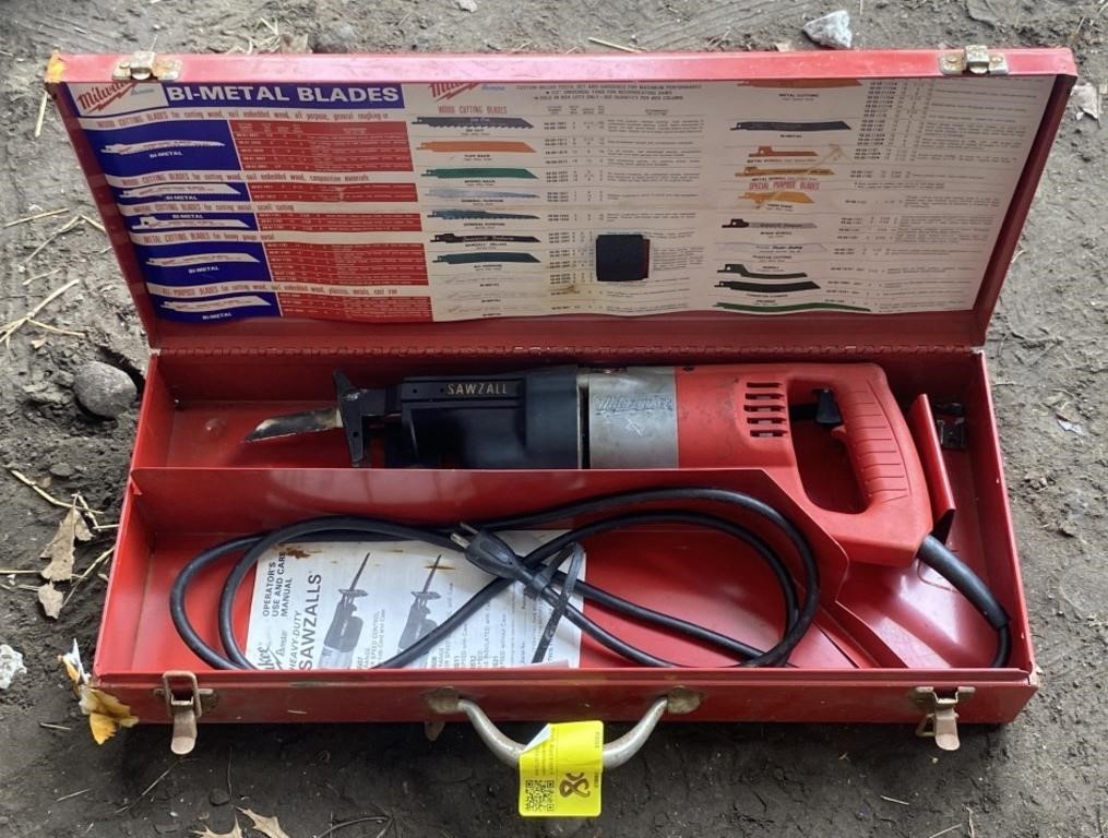 Milwaukee Model 6508 Electric Sawzall with Case