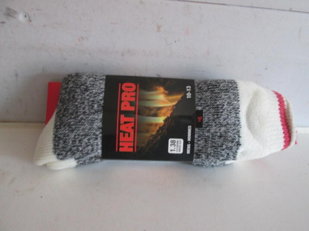 NEW 2 PACK MENS HEAT PRO SOCKS SIZE10-13