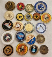 W - LOT OF COLLECTIBLE MEDALLIONS (A15)