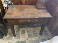 19th C. Primitive Oak Table w/ Drawer