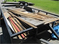 MIXED LUMBER LOT. 2X4;s,PLYWOOD, ETC *NOT TRAILER*