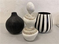 Plastic & Ceramic Home Decorations