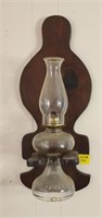 2 Oil Lamps with 2 Oil Lamp Hangers