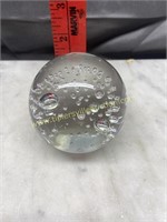 Clear trapped bubble paper weight