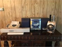 AIWA Compact Stereo w/CD Player/Radio & More