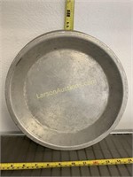 15 10" shallow pie baking tins