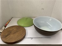 Pyrex Bowl, Lid, Wooden Tray