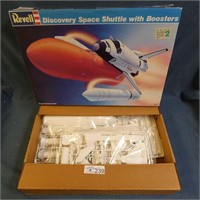 Revell - Discovery Space Shuttle Model