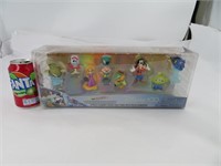 Set de 8 figurines neuves, Disney