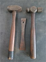 2 asst hammers, 1 brass