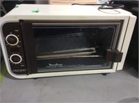 Older Convection Oven *see photos for condition