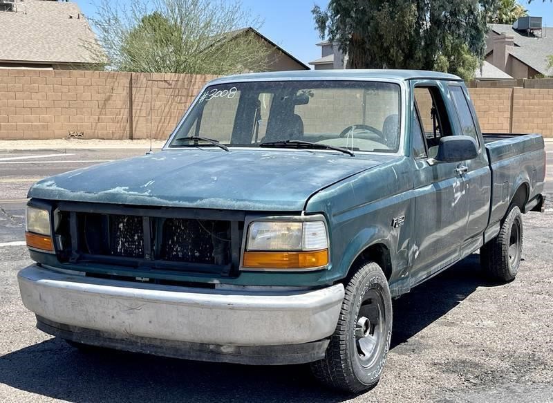 1996 Ford F-150 XL Extended Cab  Truck
