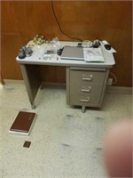 3 Drawer Knee Hole Desk (items on desk not