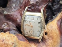 Bulova Vintage Wrist Watch Runs Well