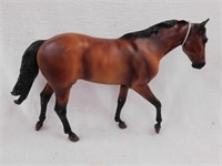 Breyer John Henry bay race horse w/ body rubs