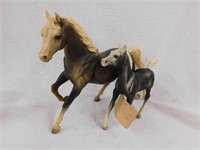 Breyer Running charcoal gray mare & foal w/ body