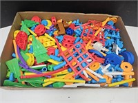 Collection of Tinker Toys Clean