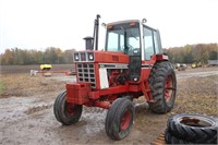 INTERNATIONAL 986 TRACTOR WITH DUALS - 4759HRS