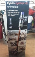 Dyson cyclone v10 animalpro Cordless stick vaccum