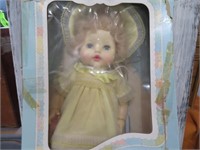VINTAGE BETSY WETSY DOLL IN ORG BOX