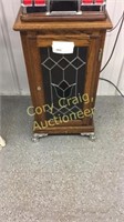 Oak Cabinet with Leaded Glass Door and One Shelf