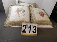 Set of 3 Floral Pillows