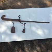 Vintage cast iron “J” bar cotton scale  200 lbs